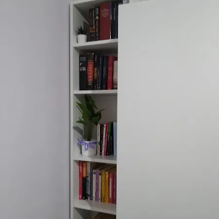 Oda ve Kahvaltı Sa Sindria