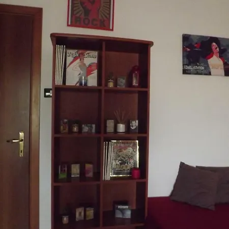 Sa Sindria Oda ve Kahvaltı Cagliari